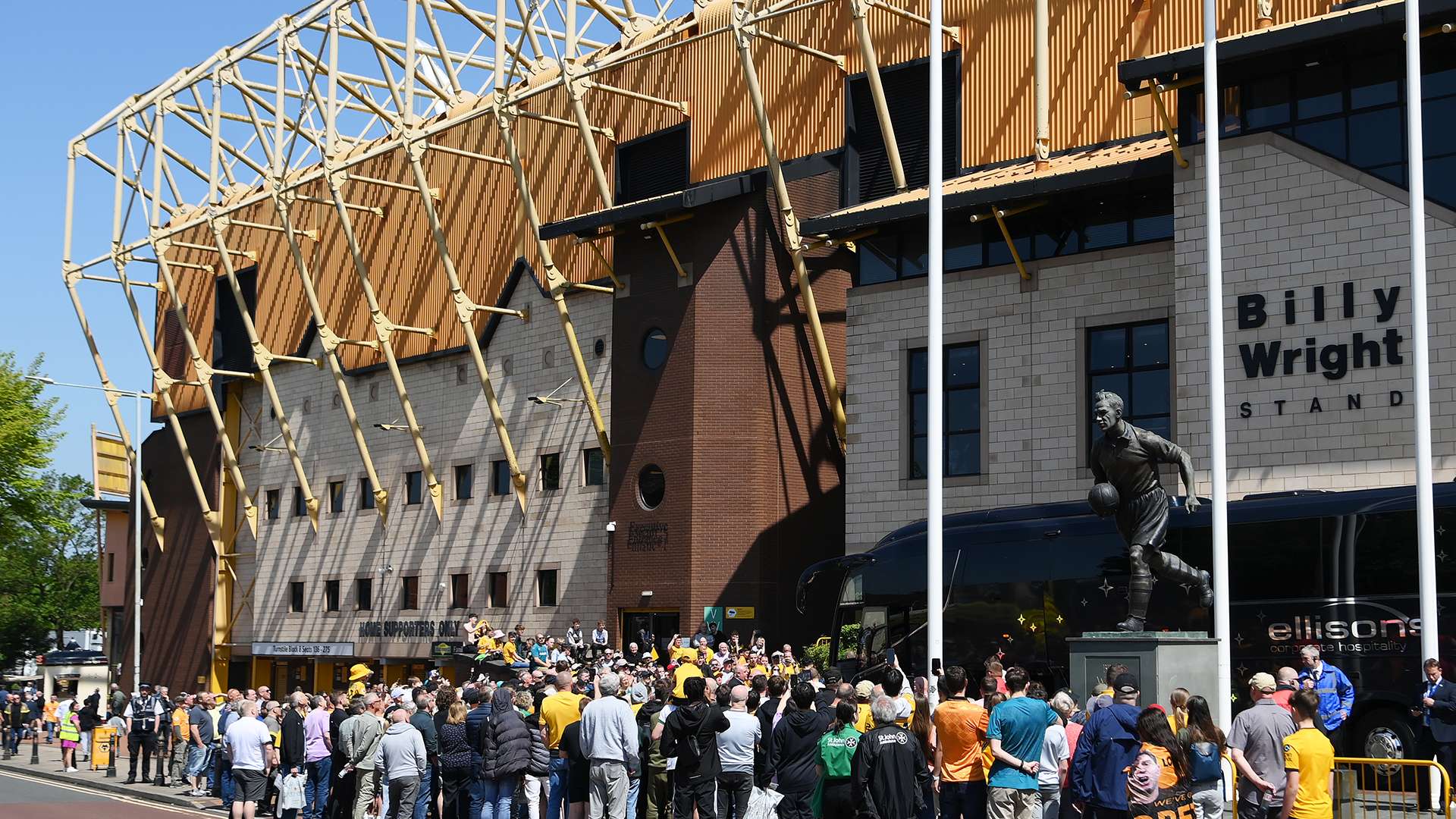 队中场的调 队中场的调